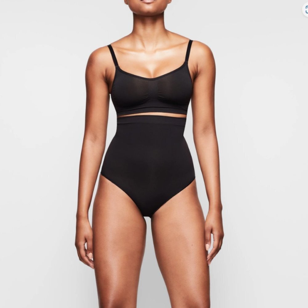 SKIMS High Waisted Bonded Thong